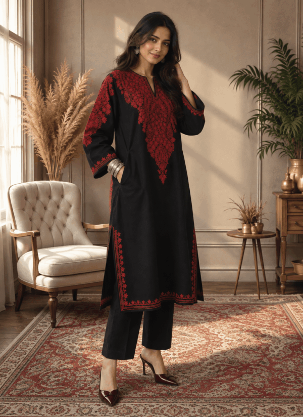 Classic Black Kashmiri Pheran